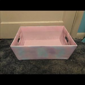 Large tie dye bin
